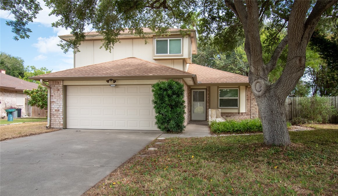 2213 Alazan Dr Property Photo 1