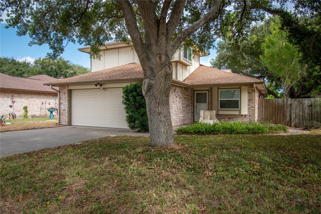 2213 Alazan Dr Property Photo 3