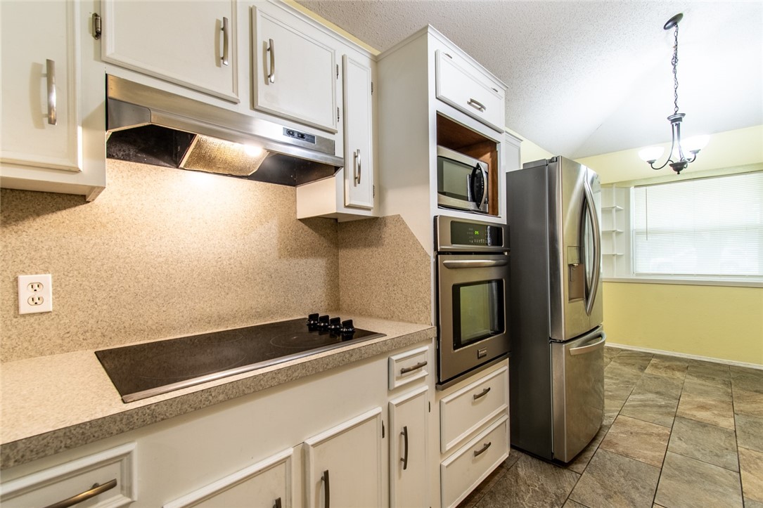 2213 Alazan Dr Property Photo 12