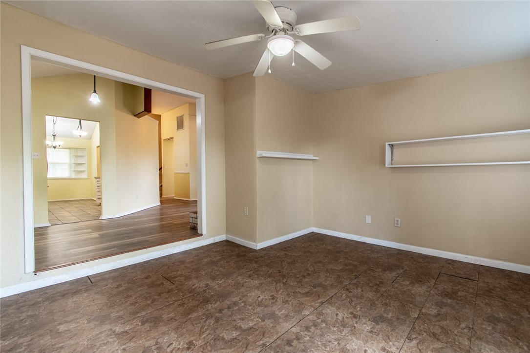 2213 Alazan Dr Property Photo 18