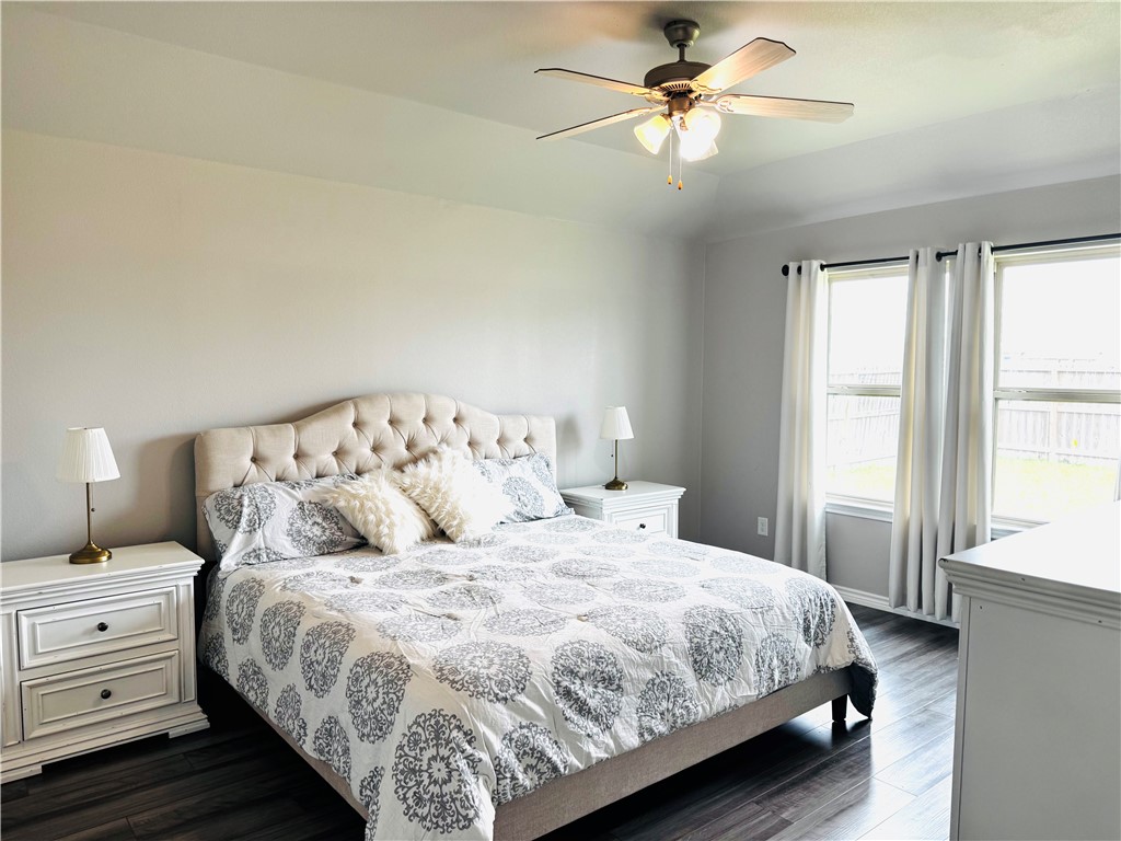 1353 Regents Park Lane Property Photo 17