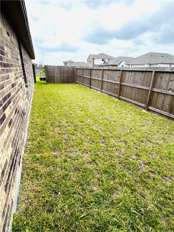 1353 Regents Park Lane Property Photo 27
