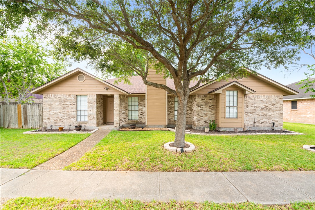 3029 White Bird Dr Property Photo 1