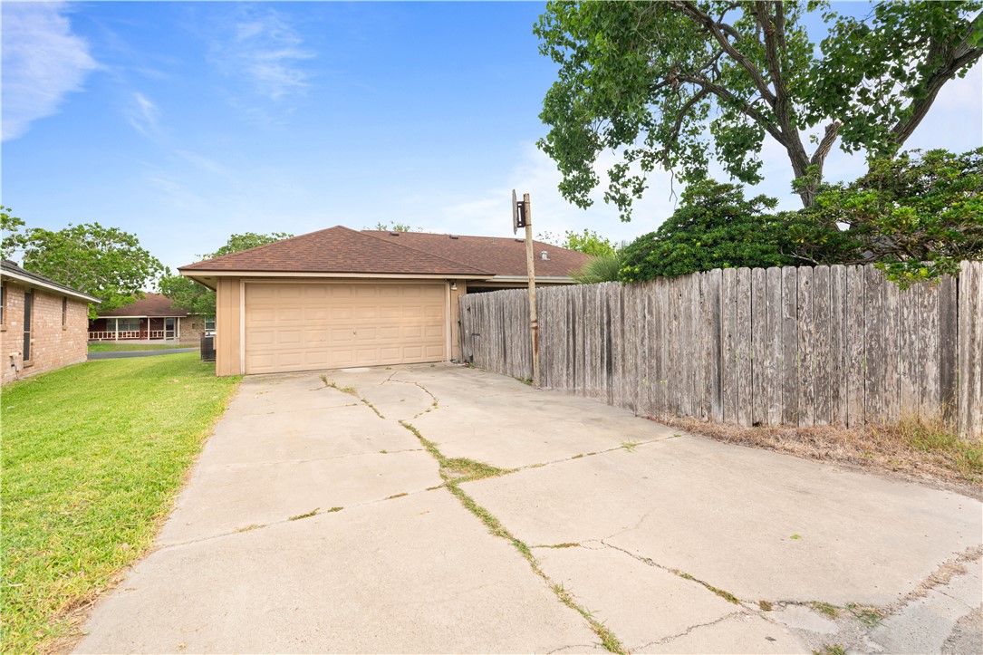 3029 White Bird Dr Property Photo 17