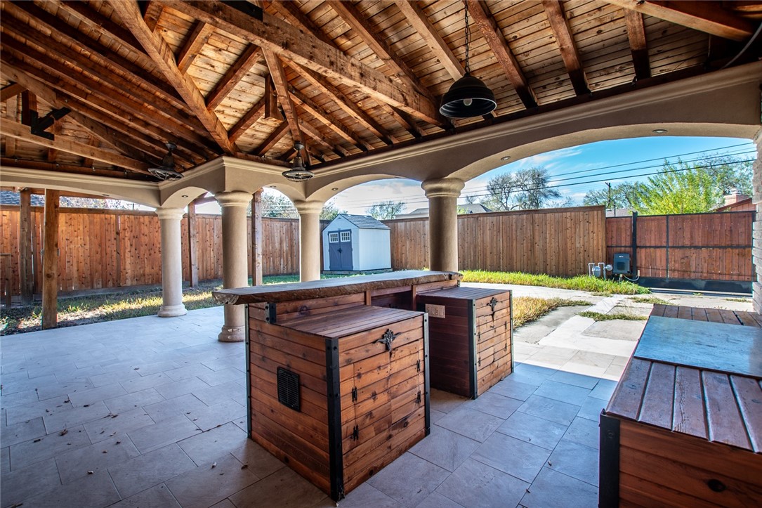 3429 Floyd St Property Photo 7