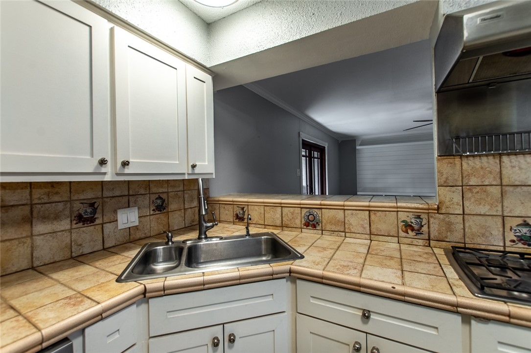 3429 Floyd St Property Photo 17