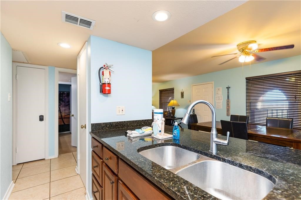 14921 Windward Dr 207 Property Photo 6