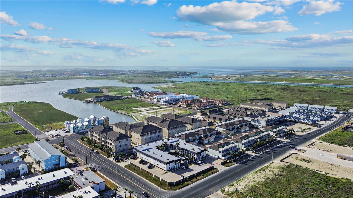 14921 Windward Dr 207 Property Photo 26