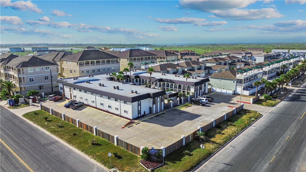 14921 Windward Dr 207 Property Photo 27