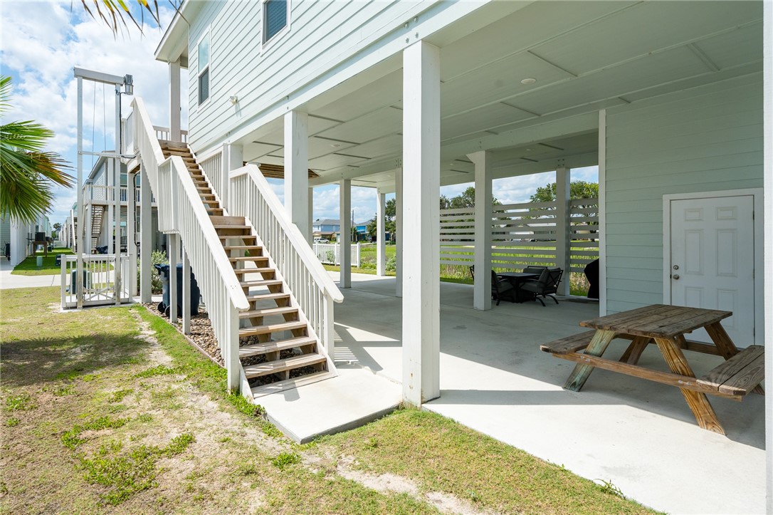 111 Great Chagos Property Photo 5