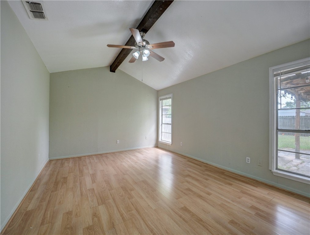 2100 Memorial Pkwy Property Photo 15