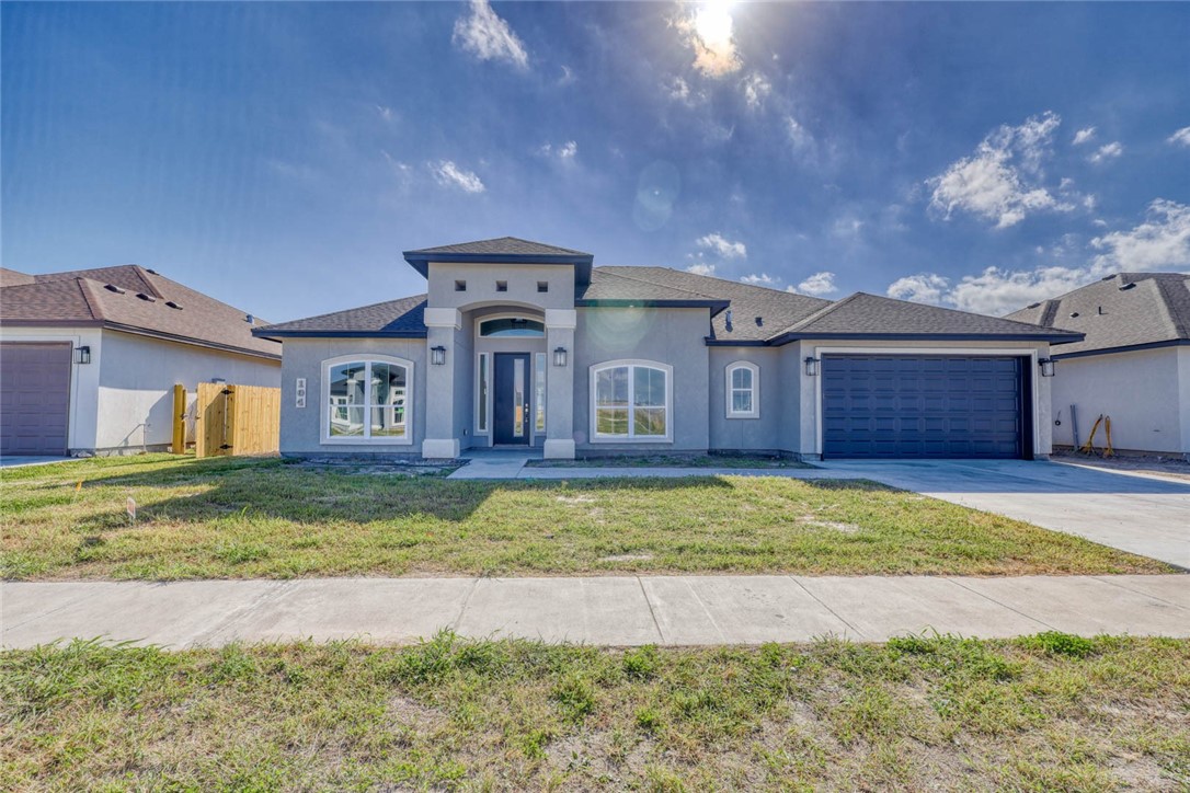 104 Emerald St