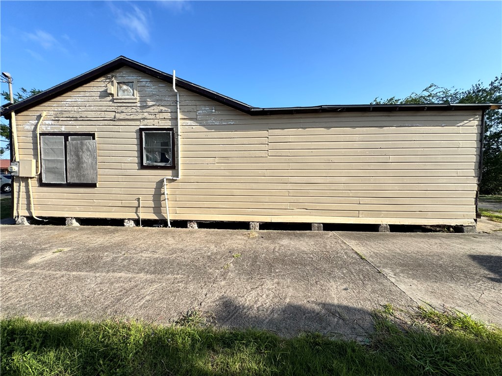 4721 Molina Dr Property Photo 3