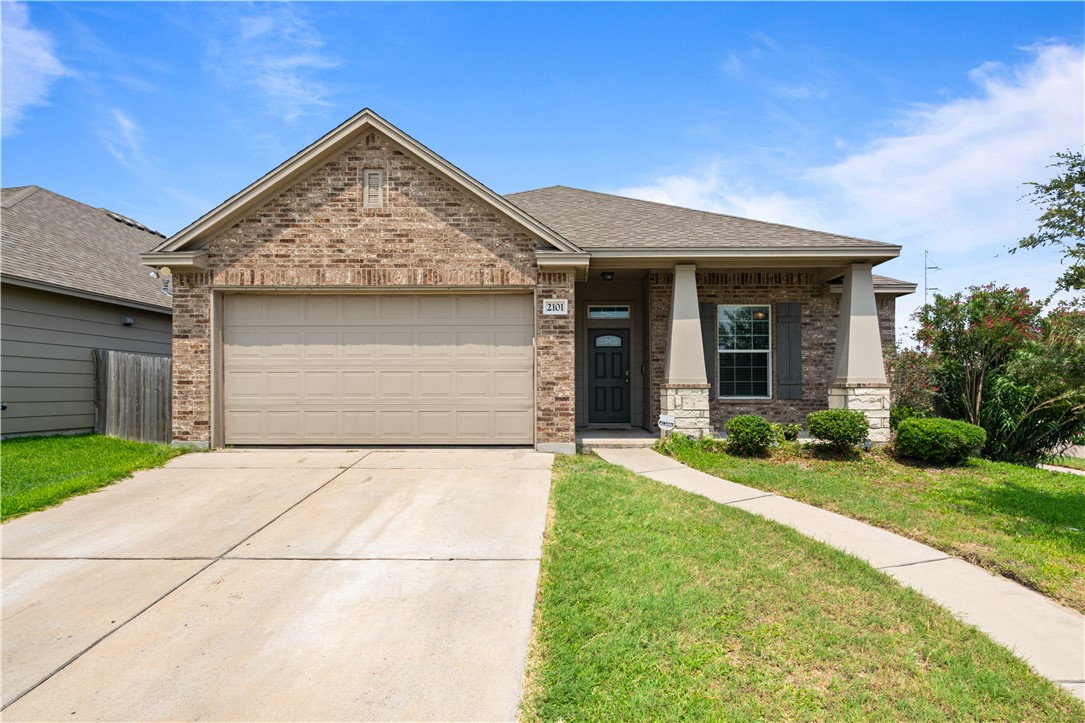 2101 Spoonbill Dr Property Photo 1