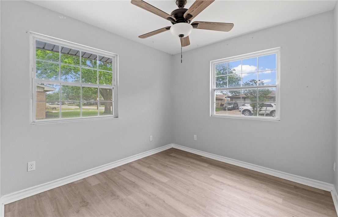 1333 Prince Dr Property Photo 10