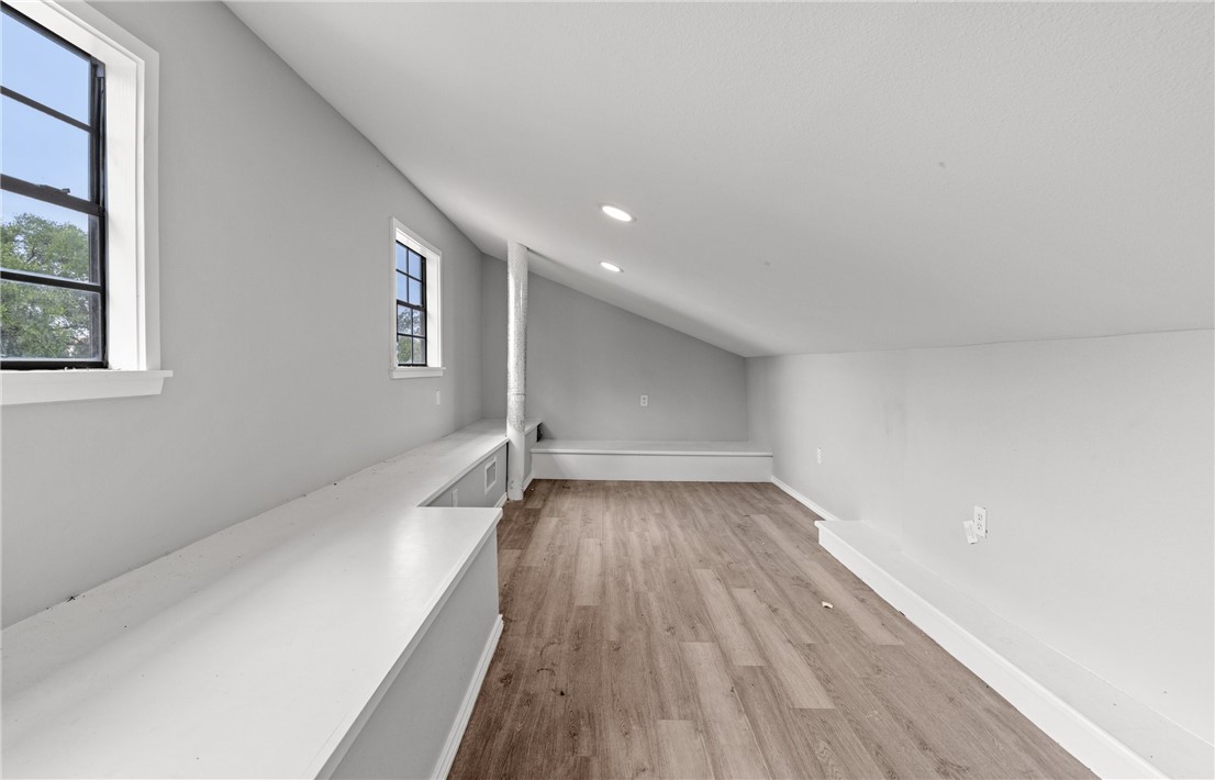 1333 Prince Dr Property Photo 18