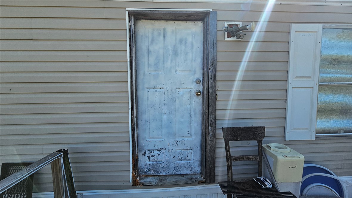 115 County Road 137 Property Photo 4