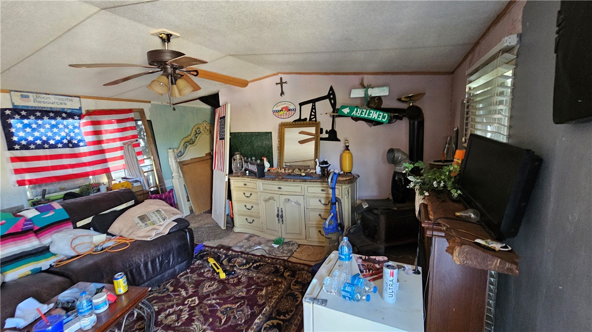 115 County Road 137 Property Photo 7