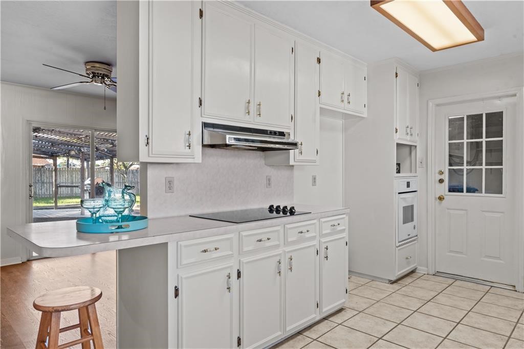 1301 Easthaven Dr Property Photo 10