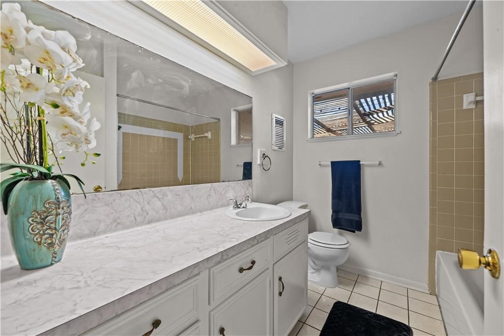 1301 Easthaven Dr Property Photo 18