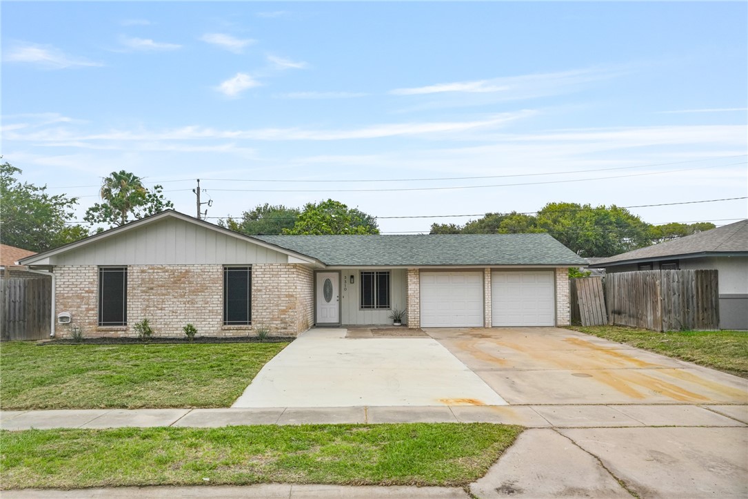 3310 Charlotte Dr Property Photo 1