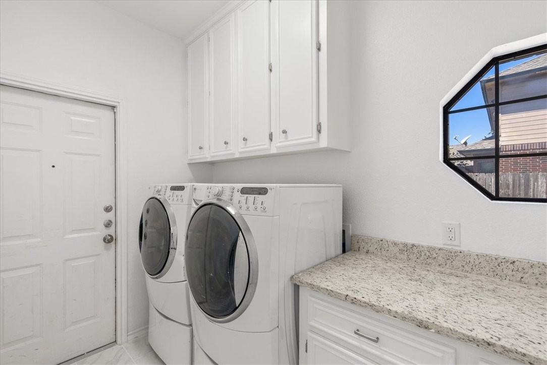 5913 Woodmere Dr Property Photo 35