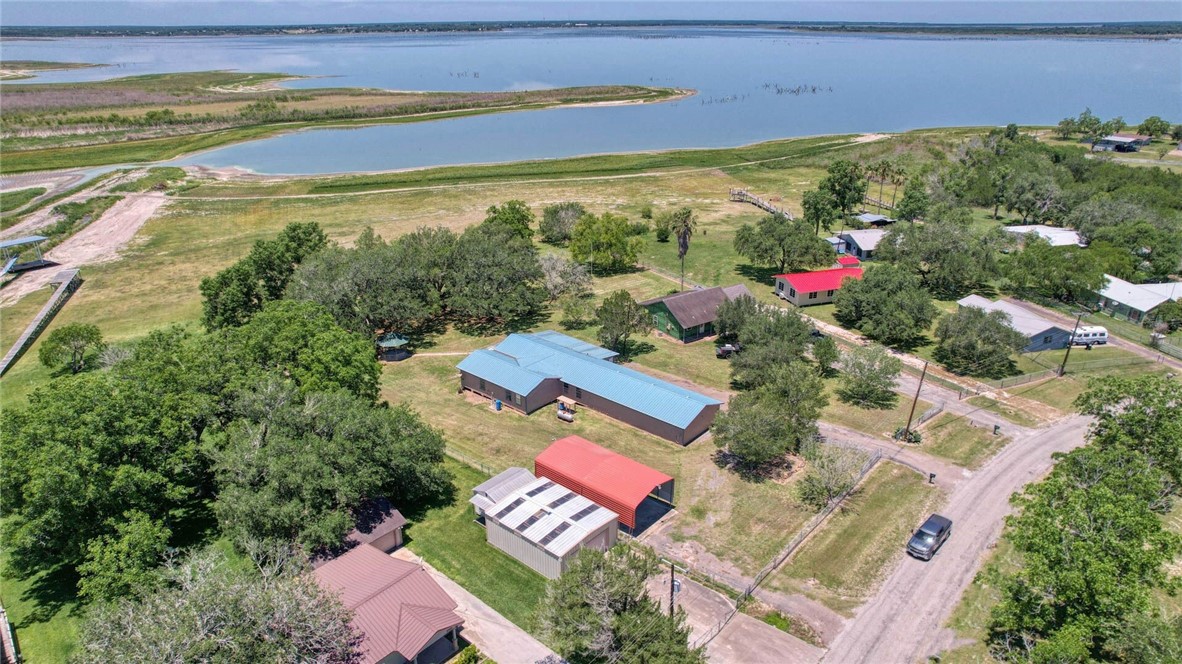 9047 County Road 461