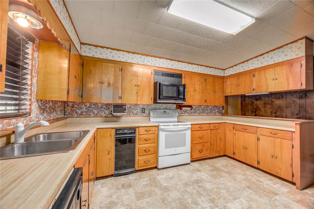 9047 County Road 461 Property Photo 29