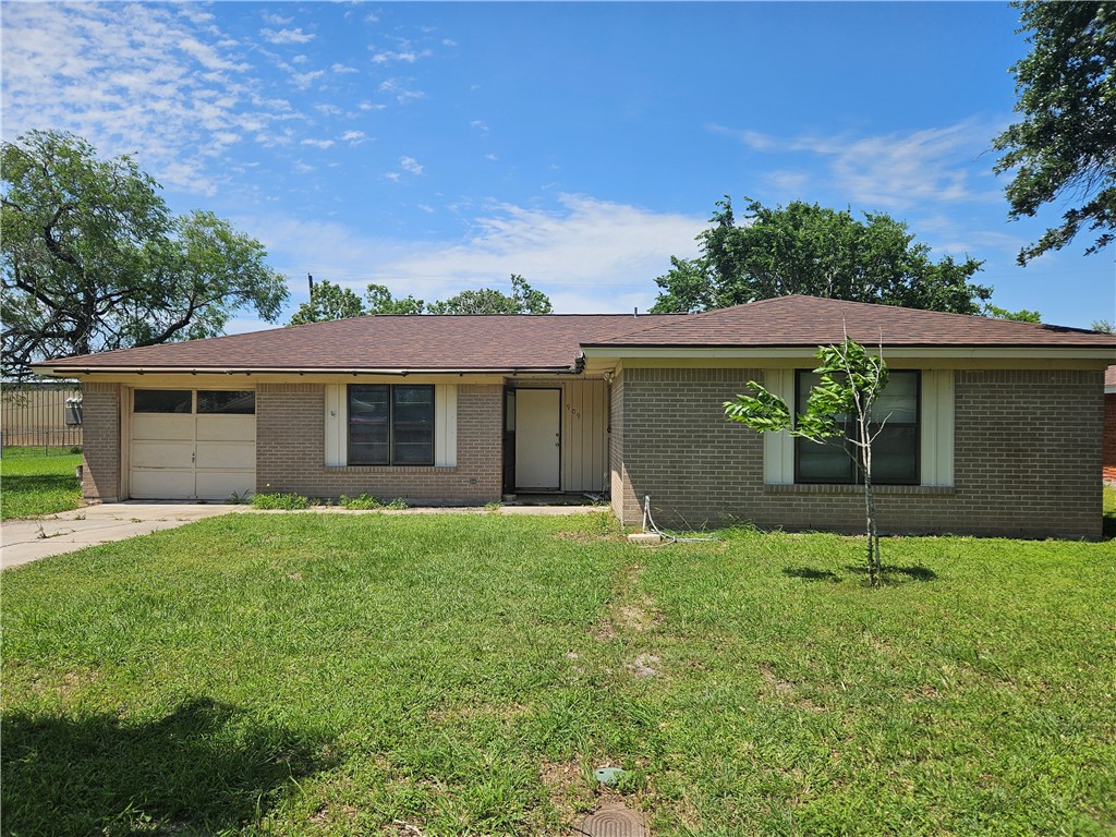 909 Johnson St Property Photo 1