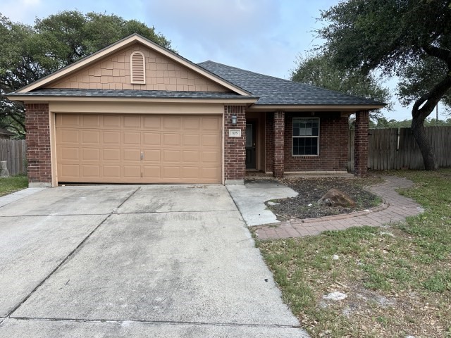 105 Heron Oaks Property Photo 1