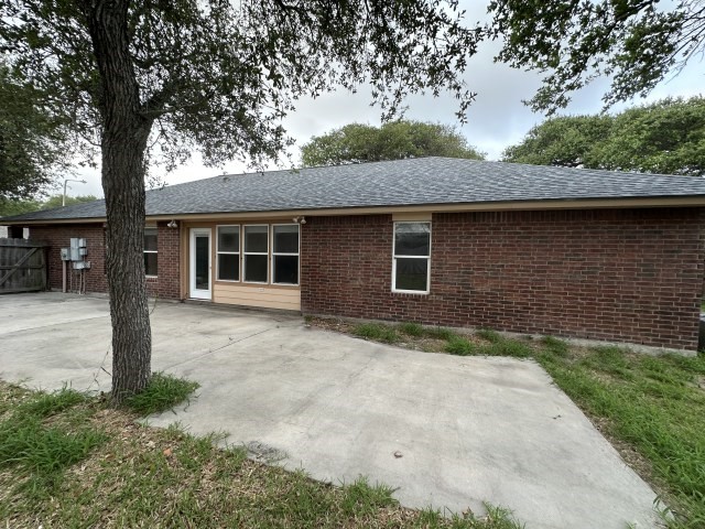 105 Heron Oaks Property Photo 4