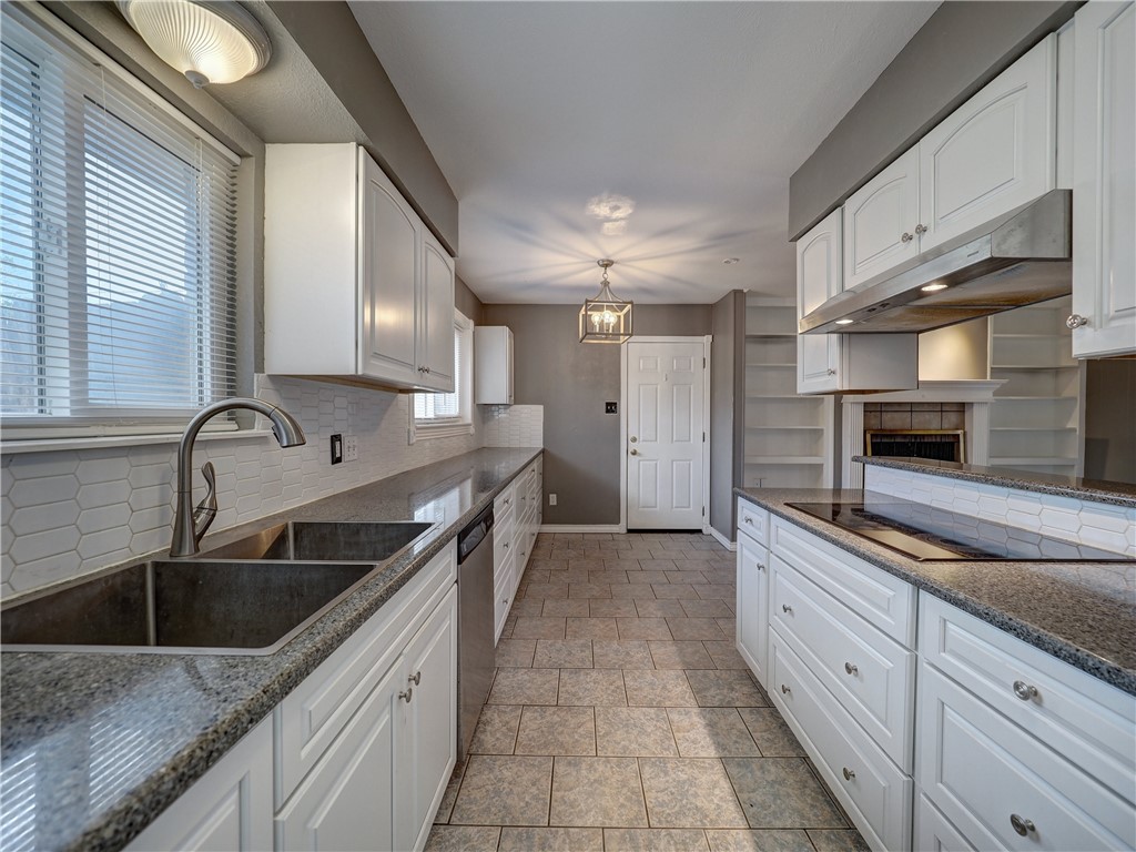 5413 Flynn Pkwy Property Photo 6
