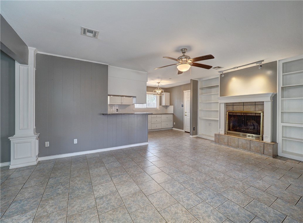 5413 Flynn Pkwy Property Photo 10