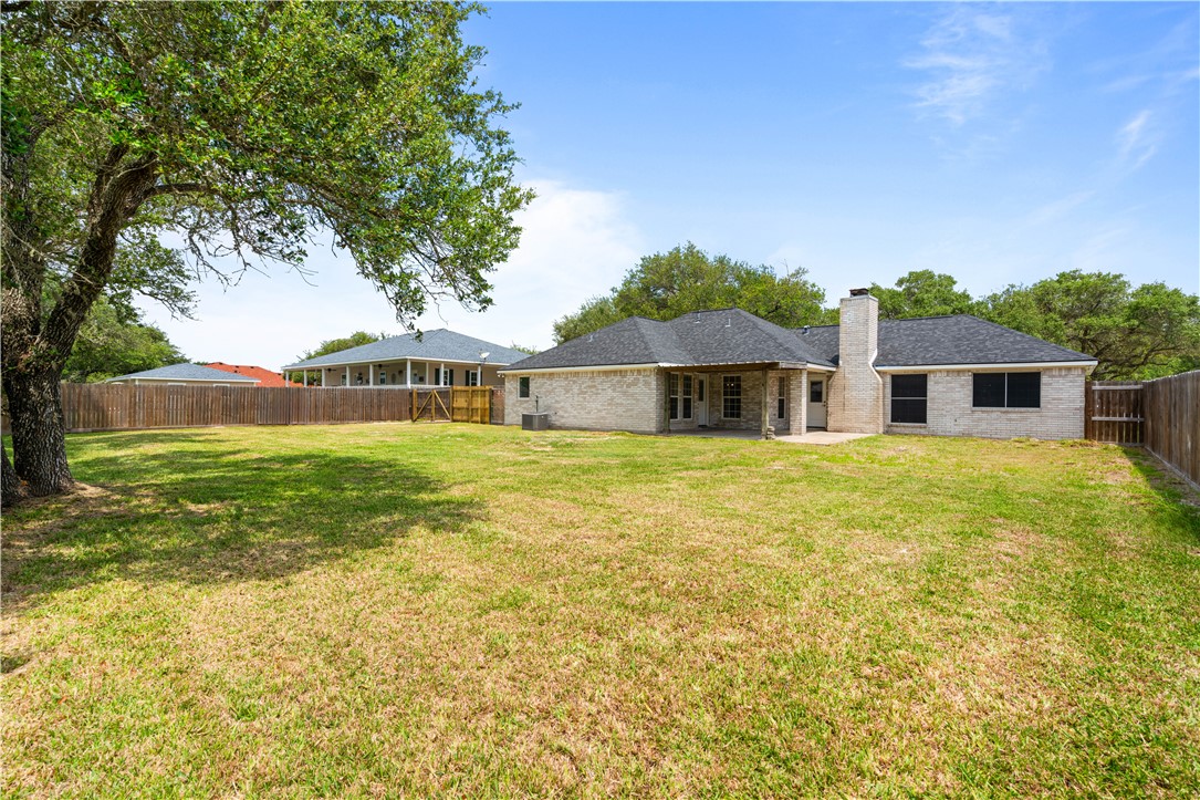 112 S Sierra Woods Property Photo 6