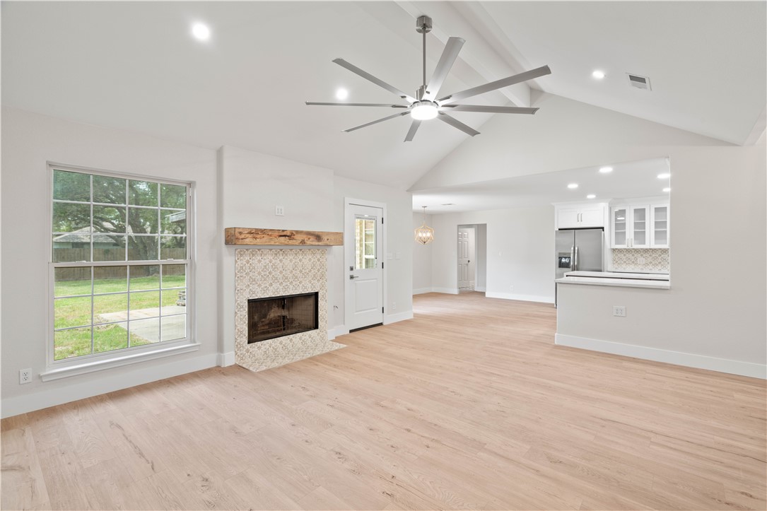 112 S Sierra Woods Property Photo 15