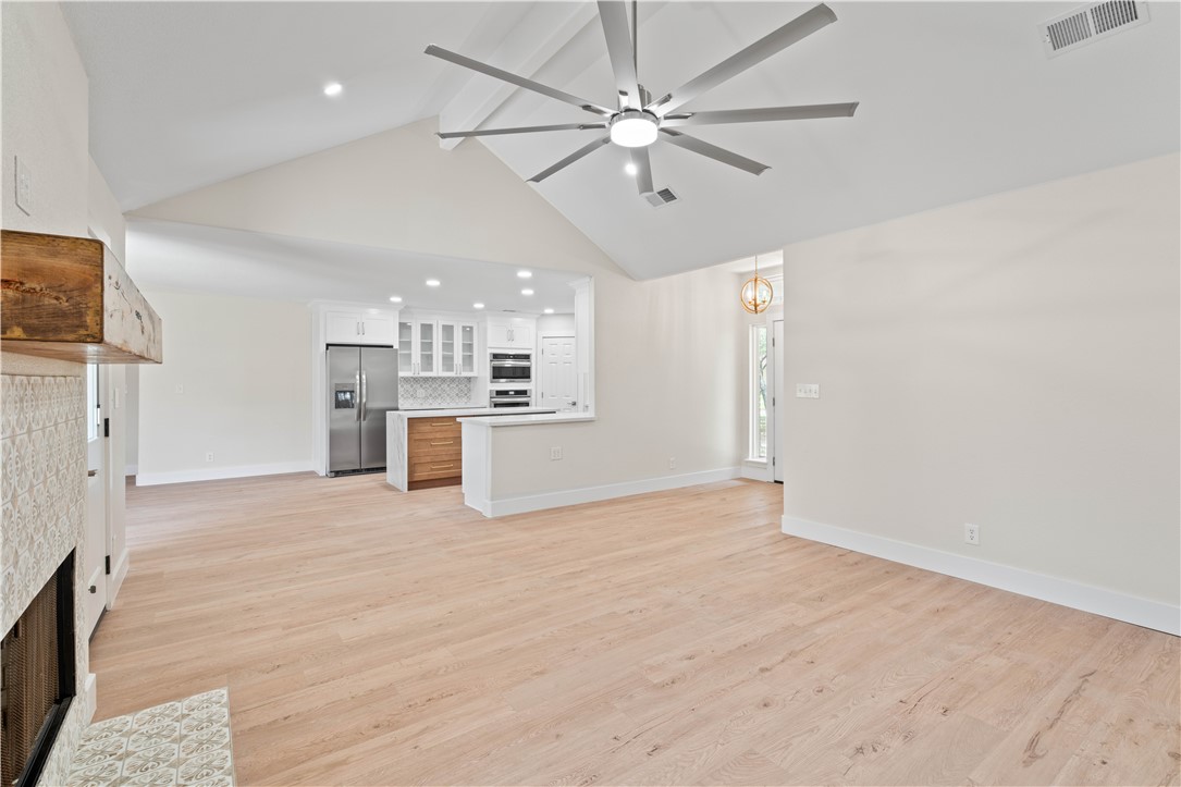 112 S Sierra Woods Property Photo 16