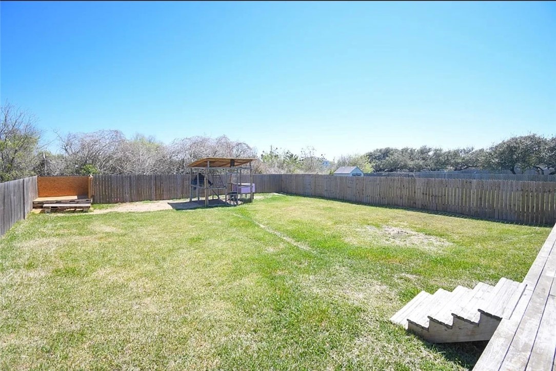 1325 S Mccampbell St Property Photo 11