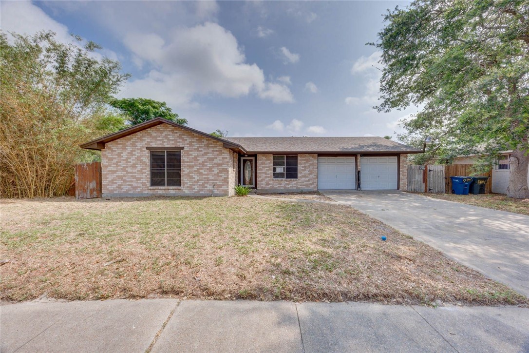 438 Polaris Pl Property Photo 1