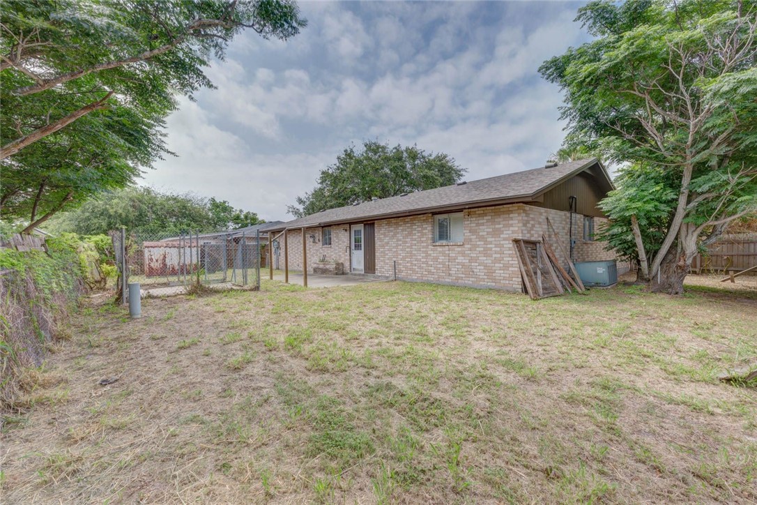 438 Polaris Pl Property Photo 15