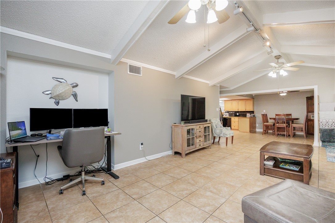 3346 Samoa Dr Property Photo 4