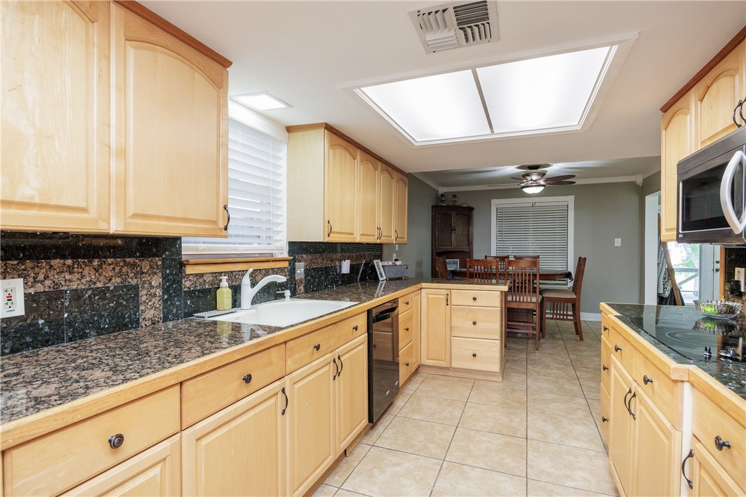 3346 Samoa Dr Property Photo 10