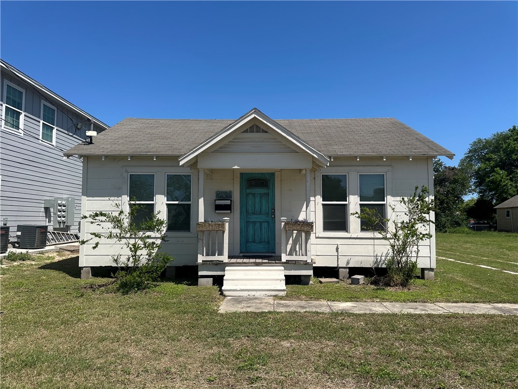 506 N Alamo St