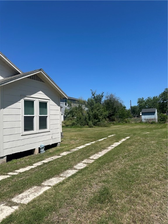 506 N Alamo St Property Photo 4