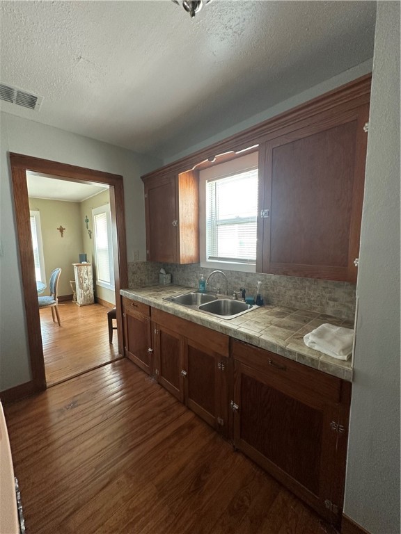506 N Alamo St Property Photo 9