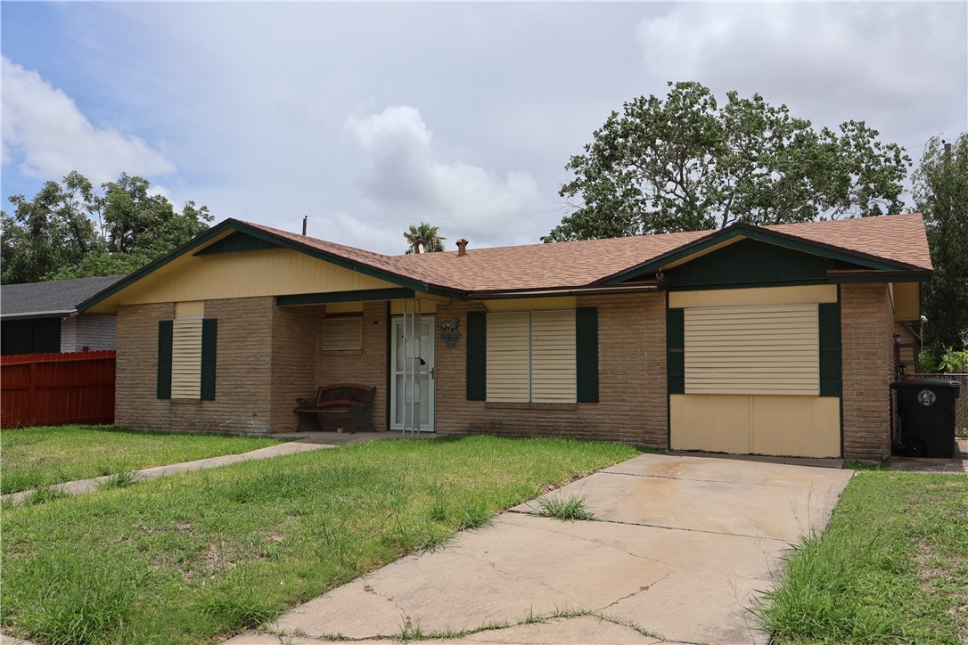 1905 Loritte Dr Property Photo 3