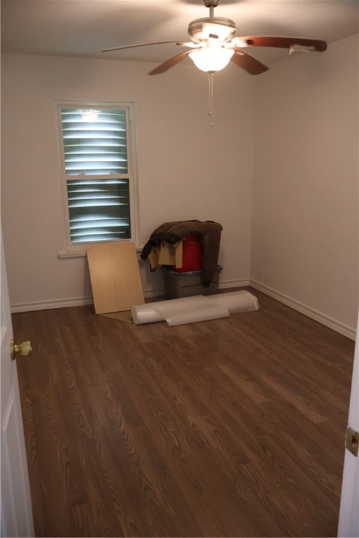 1905 Loritte Dr Property Photo 8