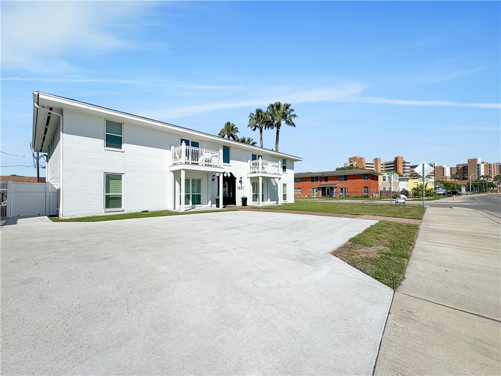 1601 Ocean Dr 6 Property Photo 23