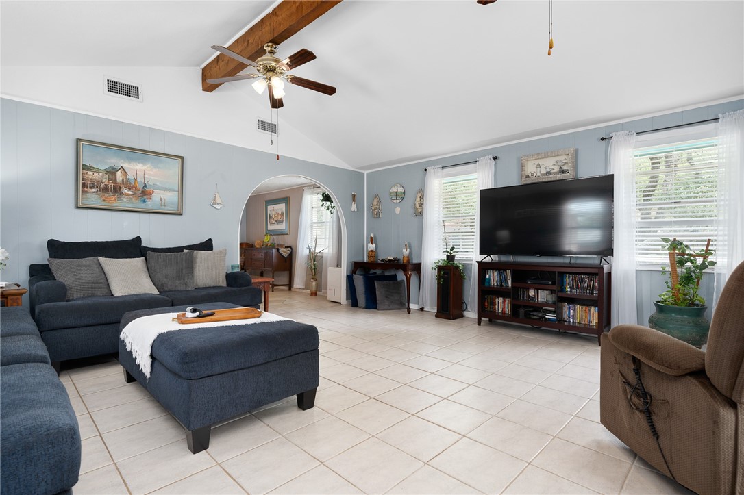 627 S Fuqua St Property Photo 7