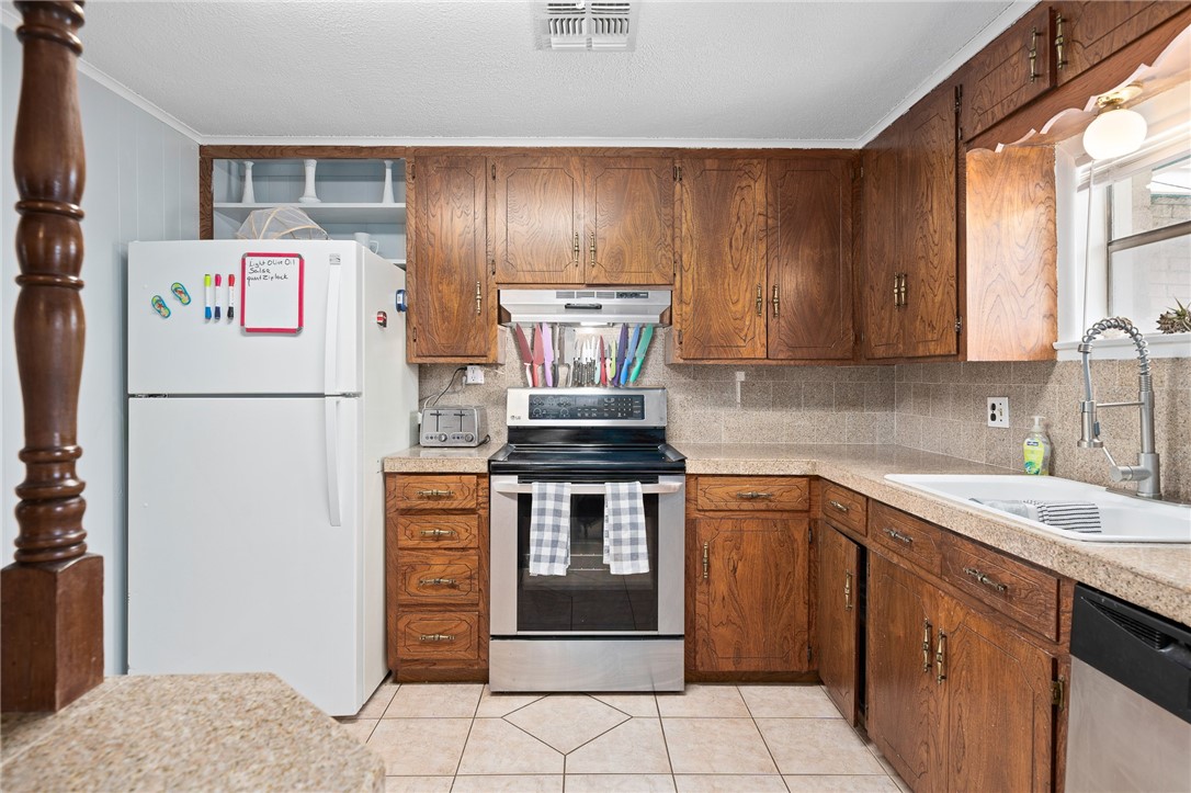 627 S Fuqua St Property Photo 15