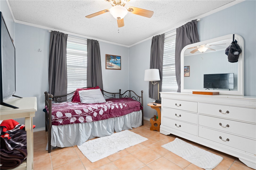 627 S Fuqua St Property Photo 22